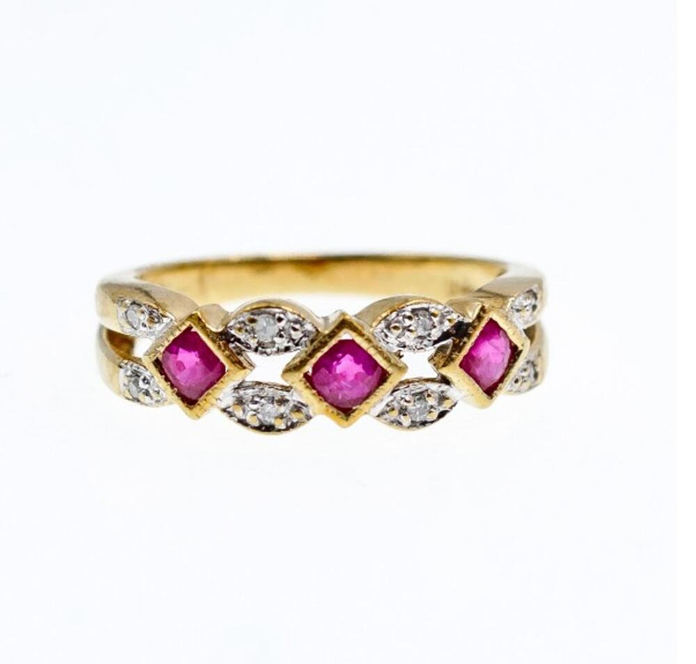 10K Yellow Gold Pink Topaz & Diamonds Ring Size 8
